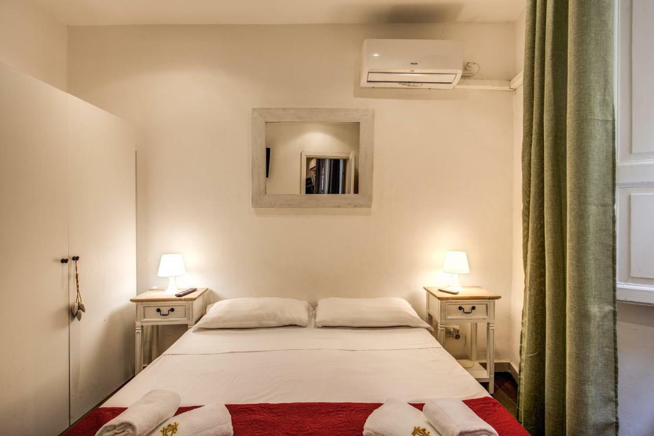 Guest House O Affittacamere La Civetta Di Trastevere B Roma Exterior foto
